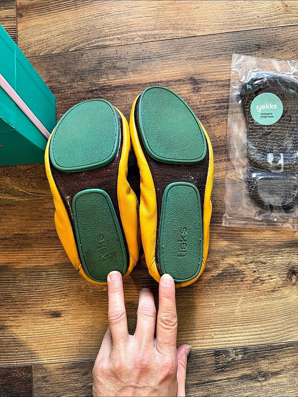 Tieks Mustard Yellow Leather Flats US 6 with original box - Picture 5 of 9